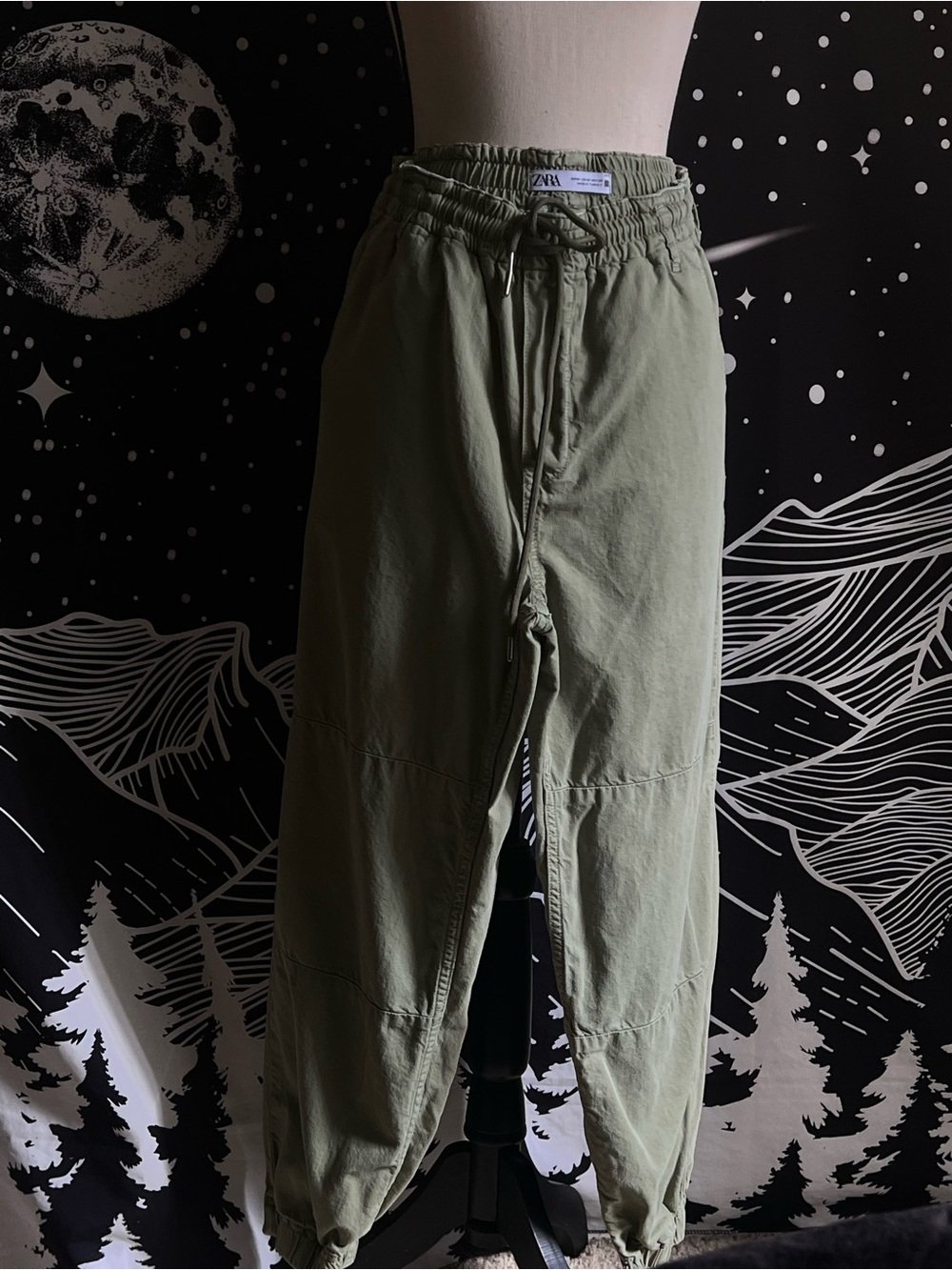 Zara Olive Green Cropped Jogger Pants